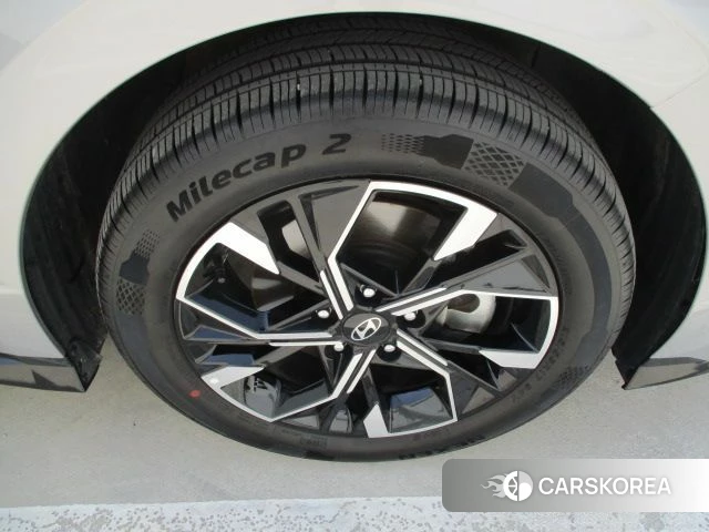 Hyundai Sonata D Edge (DN8) 2026 Серебристо-серый из Кореи, фото 3