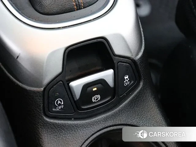 Jeep Compass 2nd Generation 2019 Белый из Кореи, фото 3