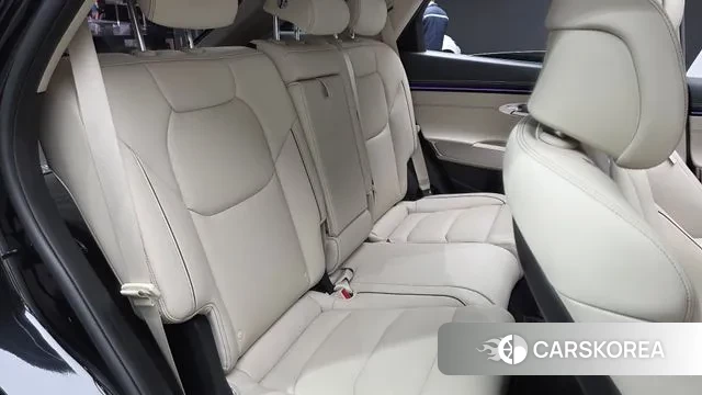 Genesis GV70 2024 Черный из Кореи, фото 3