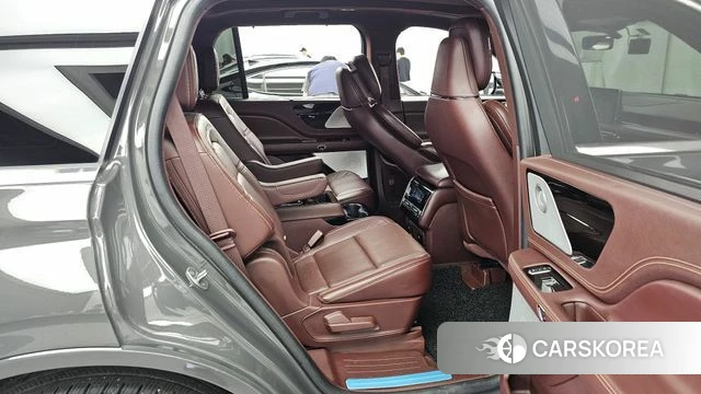 Lincoln Aviator 2nd generation 2022 Серый из Кореи, фото 3