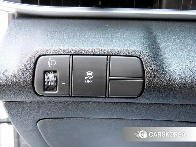 Hyundai The New Avante (CN7) 2023 Белый из Кореи, фото 3