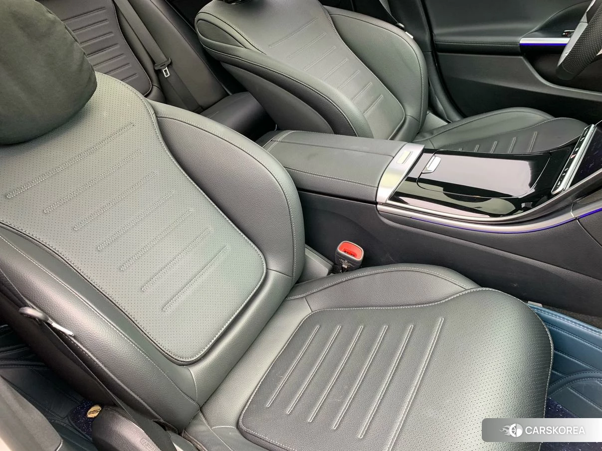 Mercedes-Benz Class C 2023 Белый из Китая, фото 3