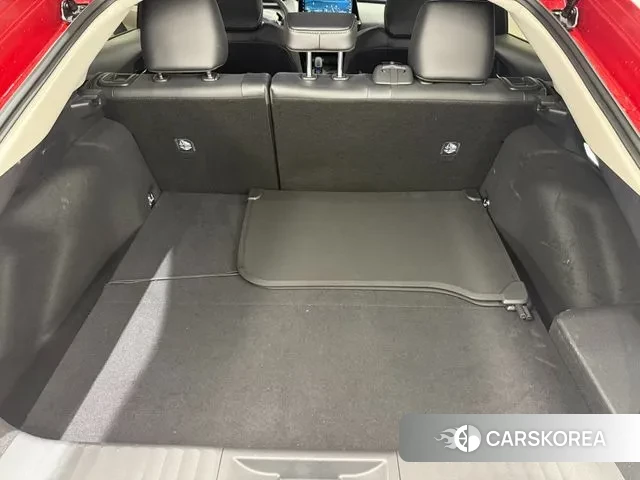 Toyota Prius 5th Generation 2024 Красный из Кореи, фото 3