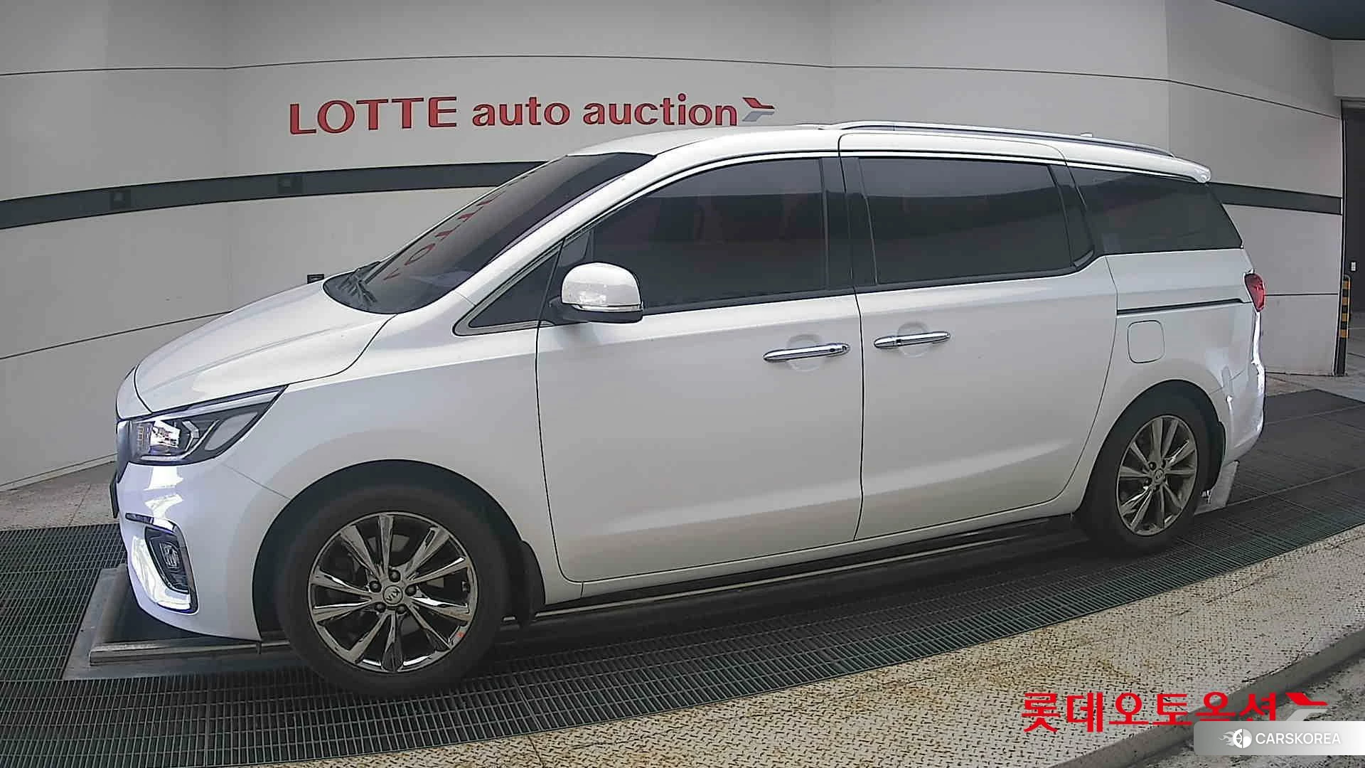 Kia Carnival 2019 Белый из Кореи, фото 3