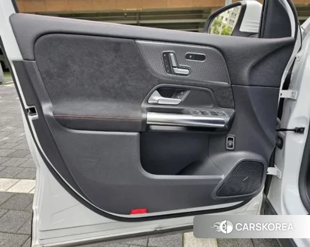 Mercedes-Benz EQA H243 2021 Белый из Кореи, фото 3