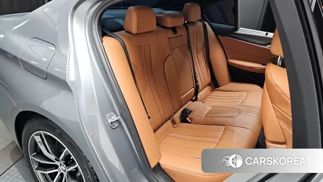 BMW 5 Series (G30) 2022 Серый из Кореи, фото 3