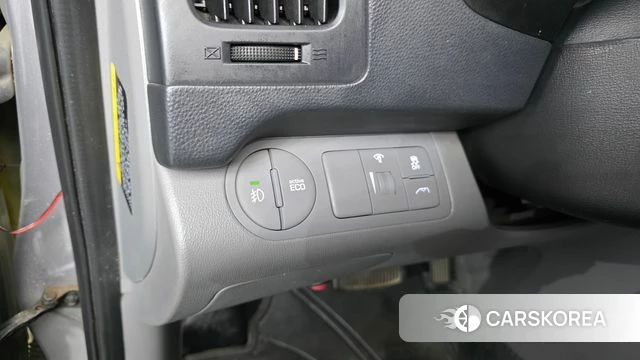 Hyundai Grand Starex 2018 Желтый из Кореи, фото 3