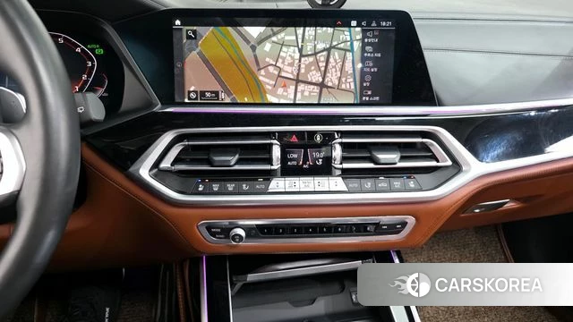 BMW X7 (G07) 2021 Белый из Кореи, фото 3
