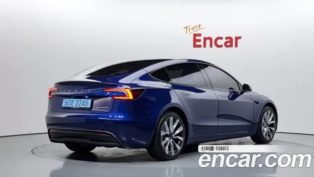 Tesla Model 3 2024 Синий из Кореи, фото 3