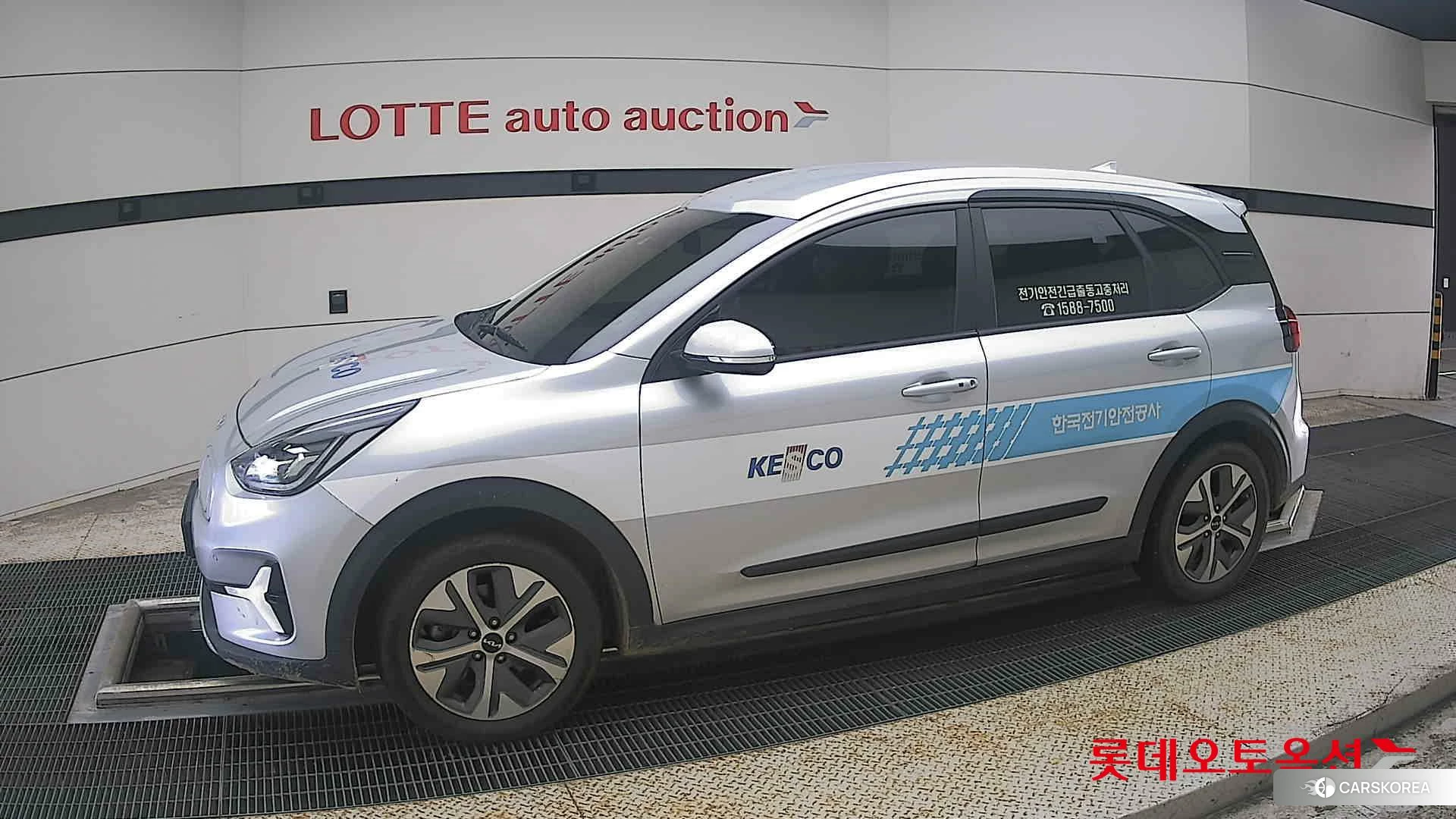 Kia Niro Plus 2023 Sparkling Silver из Кореи, фото 3