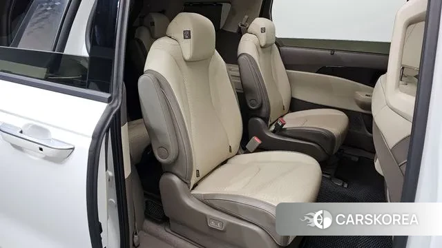 Kia The New Carnival 4th Generation 2023 Белый из Кореи, фото 3