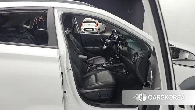 Hyundai The New Kona 2022 Белый из Кореи, фото 3