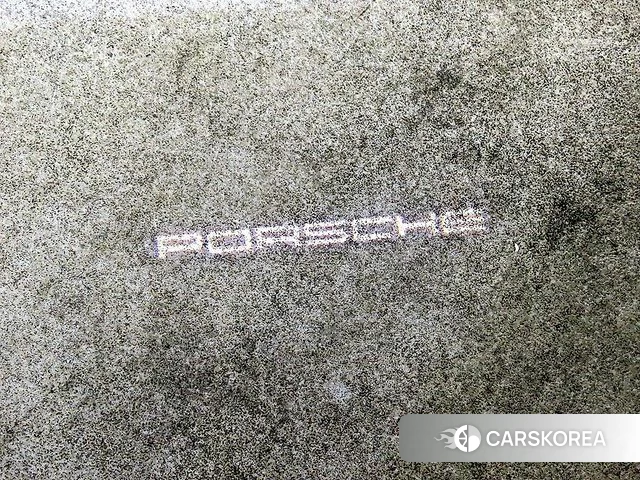 Porsche Taycan 2023 Серый из Кореи, фото 3