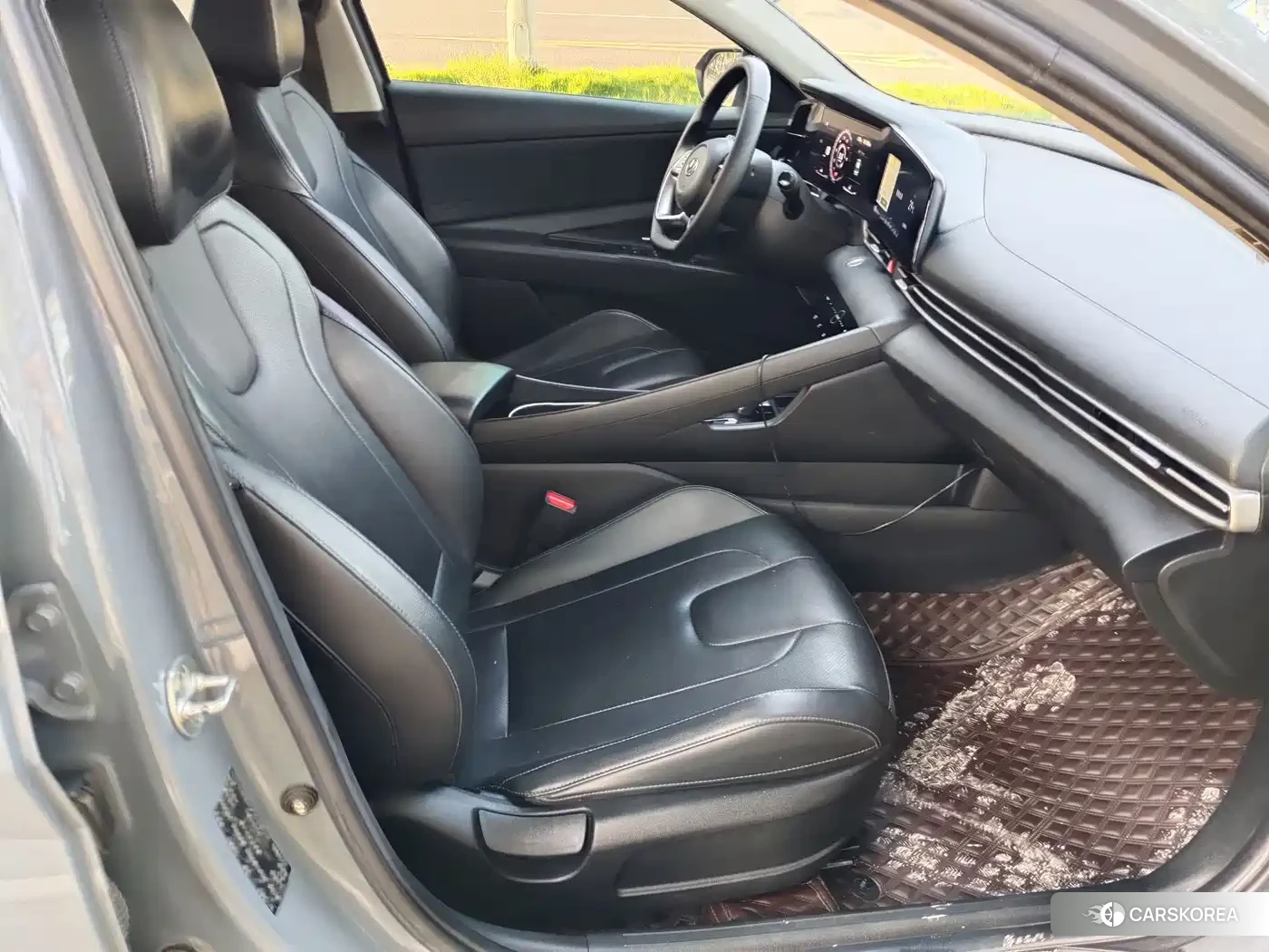 Hyundai Elantra 2021 Silver/gray из Китая, фото 3