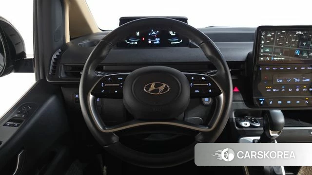 Hyundai Staria 2023 Черный из Кореи, фото 3