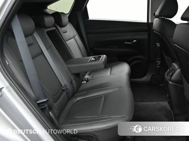 Hyundai The New Tucson (NX4) 2025 Серебристо-серый из Кореи, фото 3