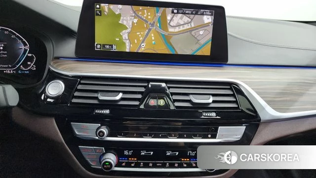 BMW 5 Series (G30) 2020 Белый из Кореи, фото 3
