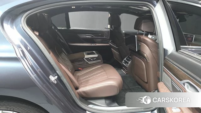 BMW 7 Series (G11) 2019 Серый из Кореи, фото 3