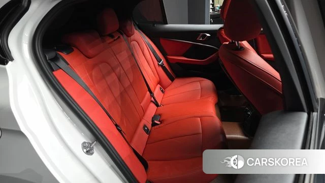 BMW 1 Series (F40) 2022 Белый из Кореи, фото 3