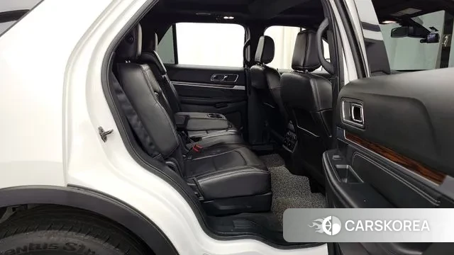 Ford Explorer 2018 Белый из Кореи, фото 3