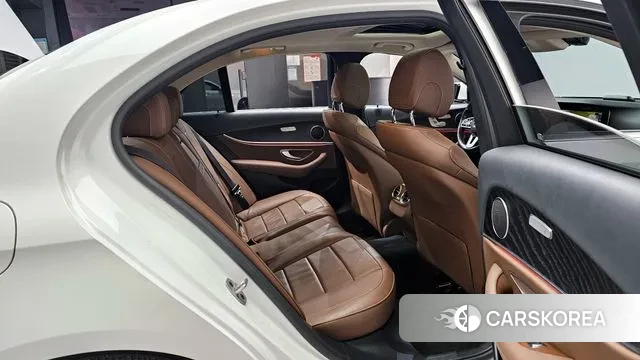 Mercedes-Benz E-Class W213 2020 Белый из Кореи, фото 3