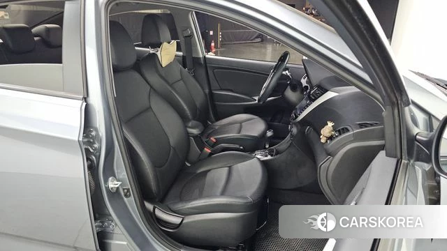 Hyundai Accent (New type) 2018 Серый из Кореи, фото 3