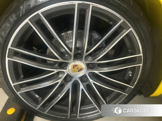 Porsche 718 Boxster 2018 Желтый из Кореи, фото 3