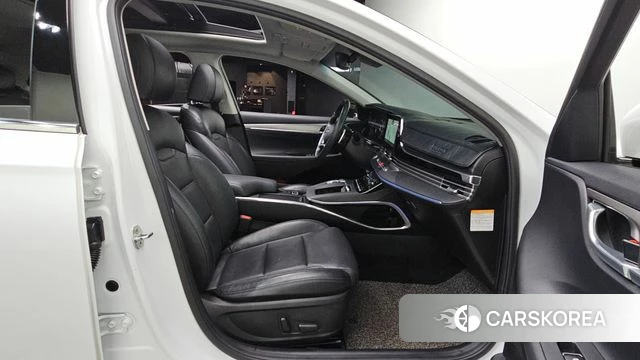 Hyundai The New Grandeur IG Hybrid 2021 Белый из Кореи, фото 3