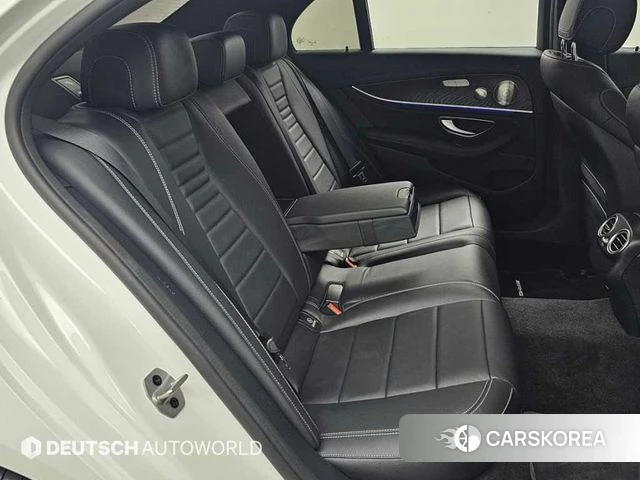 Mercedes-Benz E-Class W213 2023 Белый из Кореи, фото 3