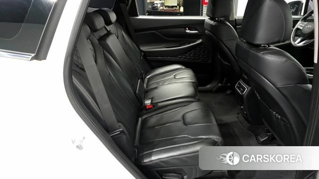 Hyundai The New Santa Fe 2023 Белый из Кореи, фото 3