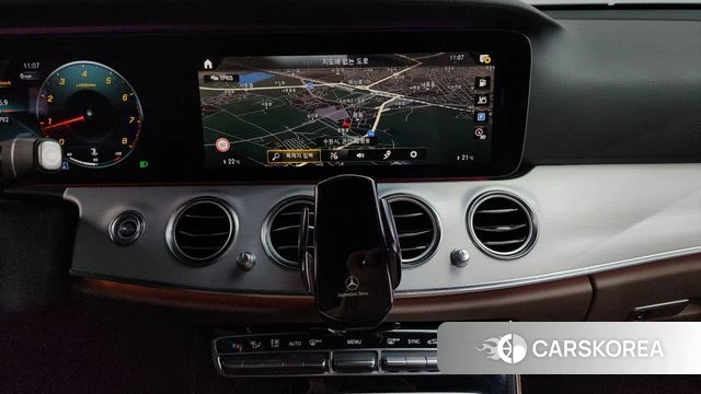 Mercedes-Benz E-Class W213 2020 Белый из Кореи, фото 3