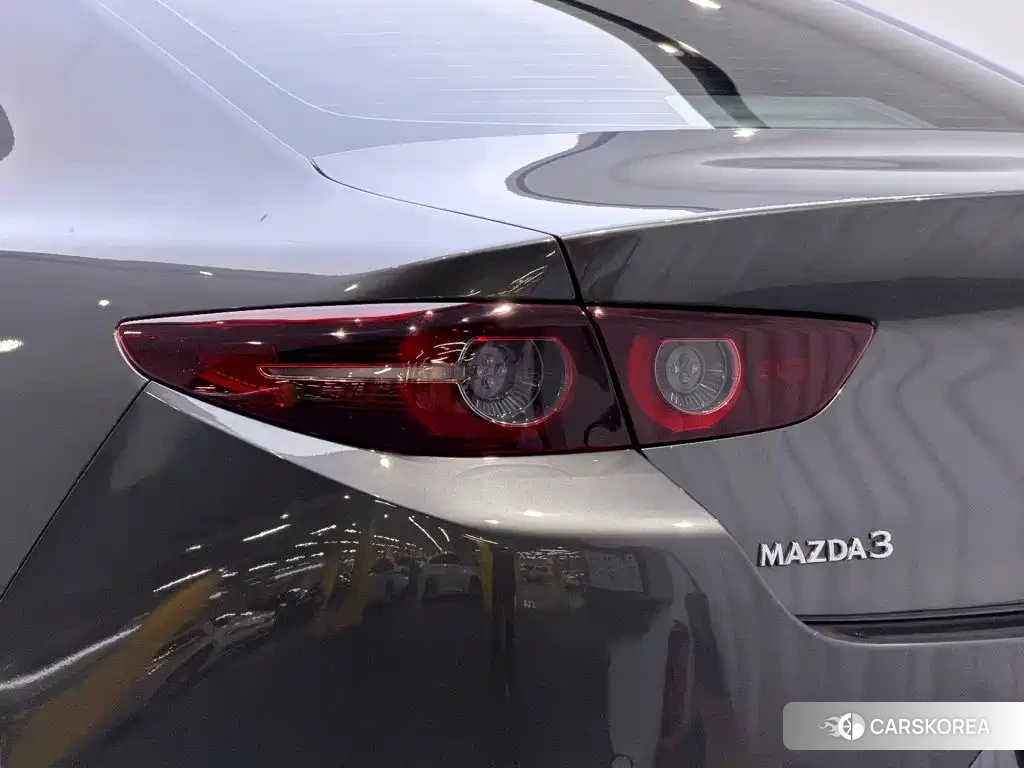 Mazda 3 2024 Silver/gray из Китая, фото 3