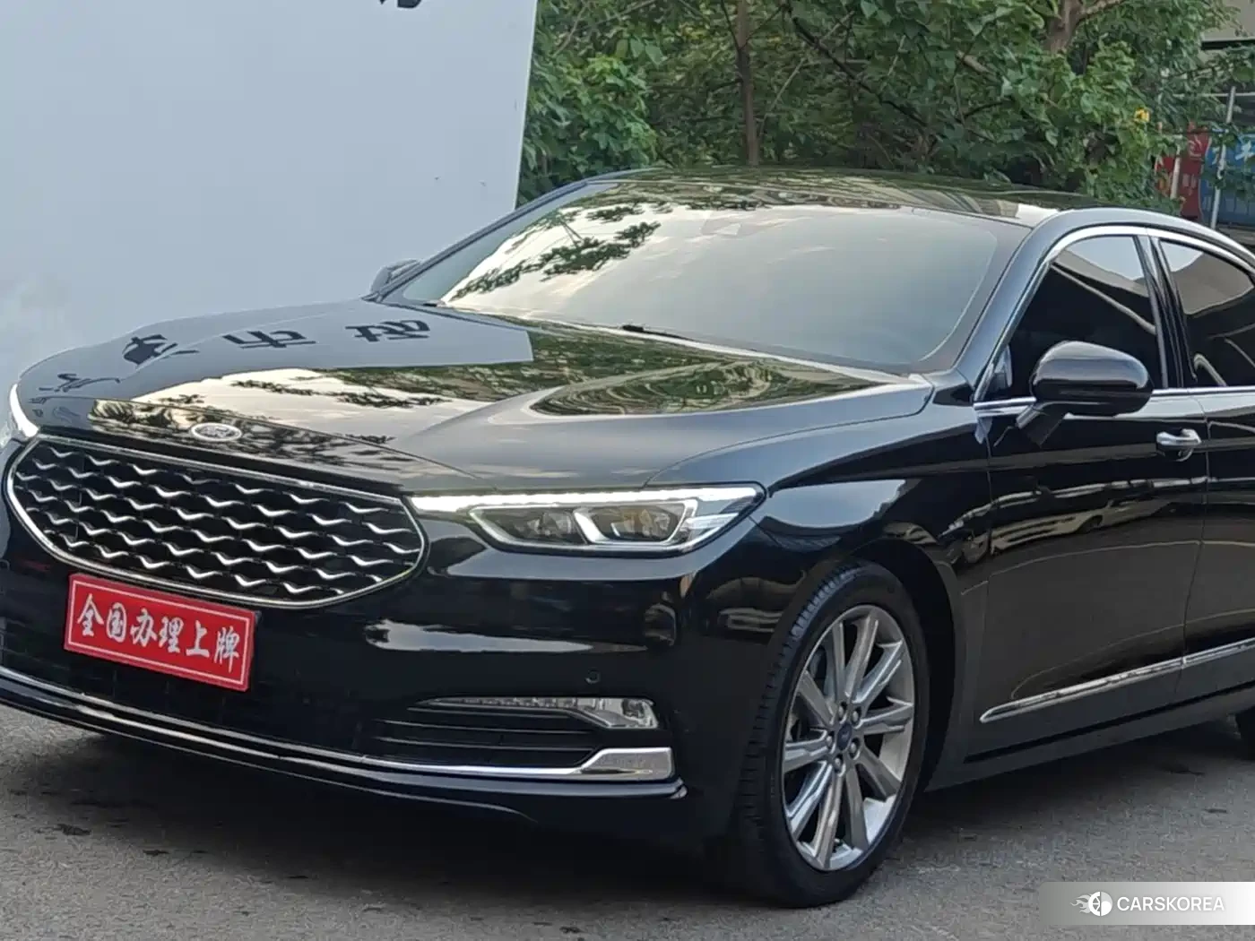 Ford Taurus 2022 Черный из Китая, фото 3