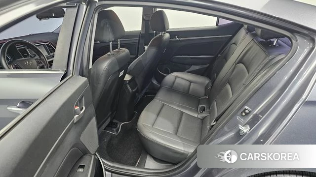 Hyundai Avante AD 2018 Серый из Кореи, фото 3