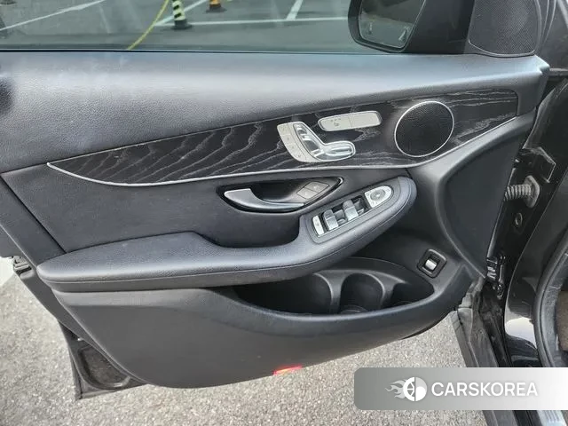 Mercedes-Benz GLC-Class X253 2019 Черный из Кореи, фото 3