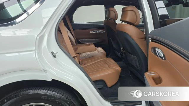 Genesis GV70 2022 Белый из Кореи, фото 3