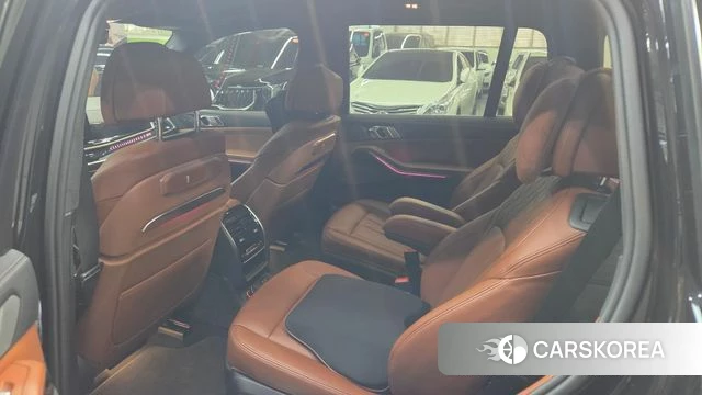 BMW X7 (G07) 2023 Черный из Кореи, фото 3