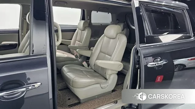 Kia The New Carnival 2019 Серый из Кореи, фото 3