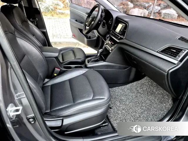 Hyundai Avante AD 2018 Серый из Кореи, фото 3