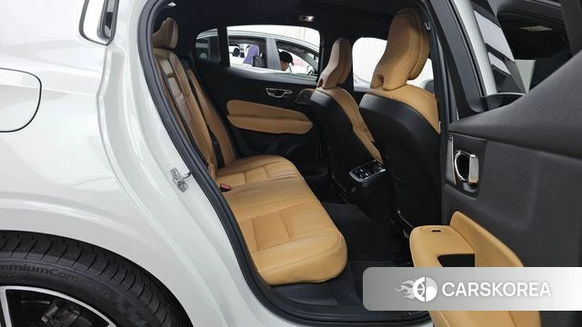 Volvo S60 3rd generation 2021 Белый из Кореи, фото 3