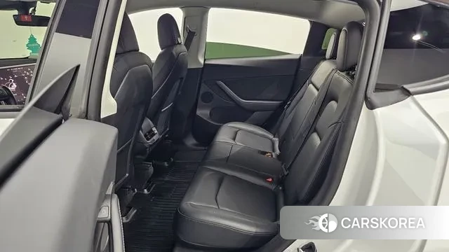 Tesla Model Y 2022 Белый из Кореи, фото 3