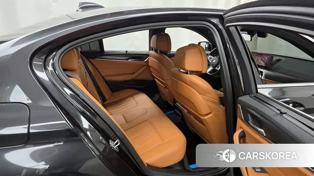 BMW 5 Series (G30) 2022 Серый из Кореи, фото 3