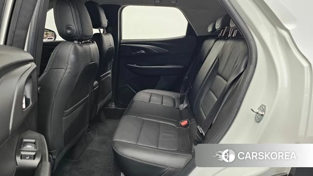 Chevrolet (GM Daewoo) Trailblazer 2022 Белый из Кореи, фото 3