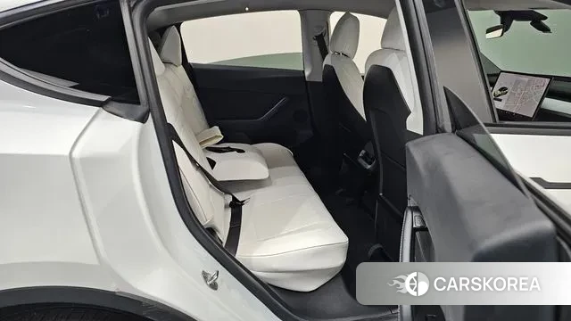 Tesla Model Y 2021 Белый из Кореи, фото 3