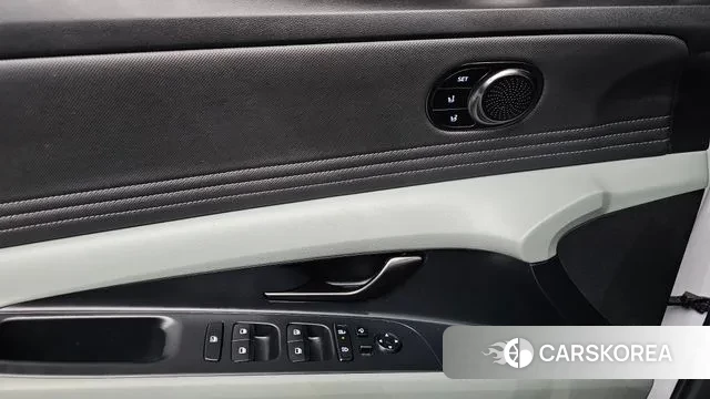 Hyundai The New Avante (CN7) 2025 Белый из Кореи, фото 3