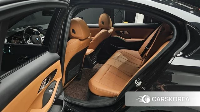 BMW 3 Series (G20) 2022 Черный из Кореи, фото 3