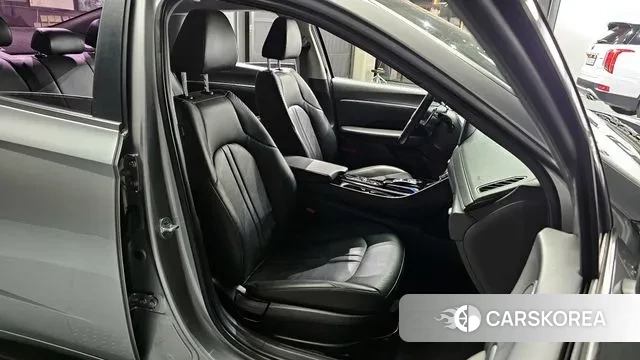 Hyundai Sonata (DN8) 2019 Серебряный из Кореи, фото 3