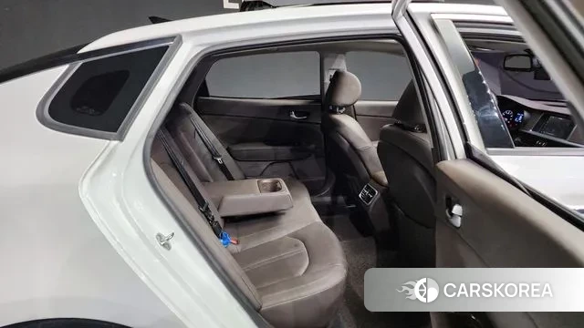 Kia The New K5 2nd generation 2019 Белый из Кореи, фото 3