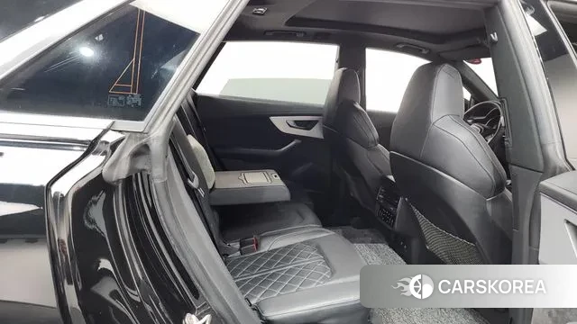 Audi Q8 (4M) 2022 Черный из Кореи, фото 3