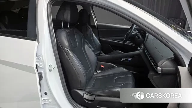 Hyundai The New Avante (CN7) 2023 Белый из Кореи, фото 3